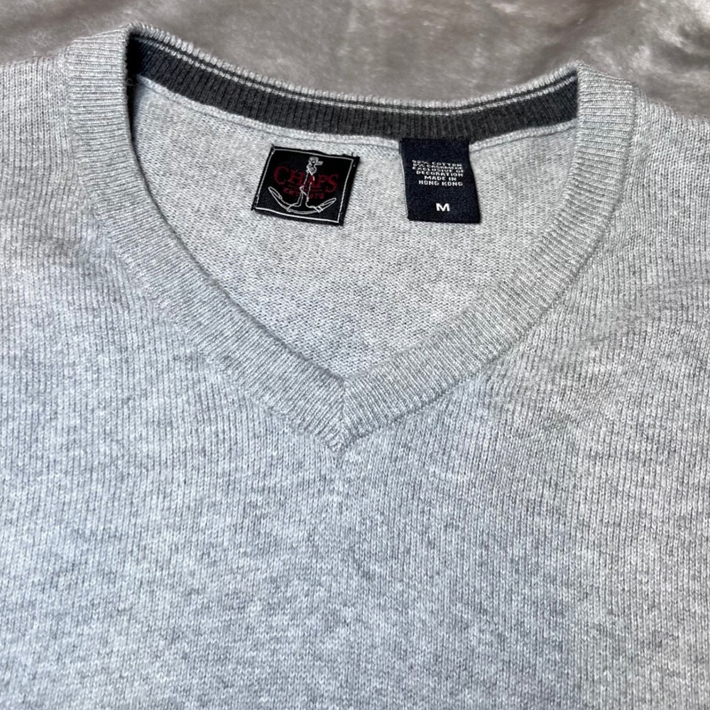 CHAPS V Neck Sweater Mens Medium Gray Cotton Cashmere Knit Pullover Top Casual - Picture 4 of 10